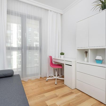 ורשה Metro Plocka Exquisite Apartments By Noclegi Renters מראה חיצוני תמונה